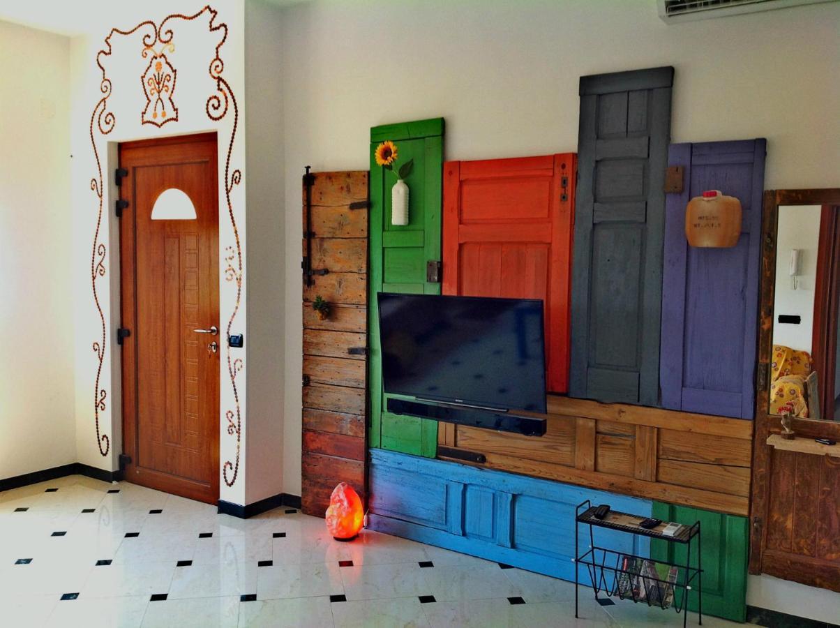 Art Rooms Joyful People Alberobello Exterior photo